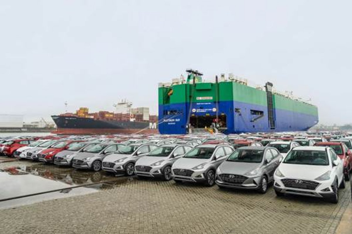 Hyundai inicia exportação do HB20 para a Colômbia 
