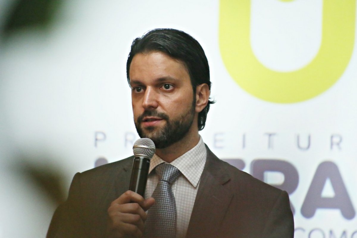 Operação da Lava Jato prende Secretário de Transportes de SP e pesquisador da Fiocruz