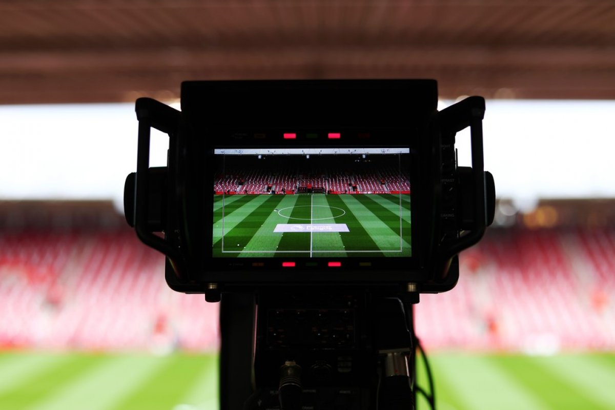 Globo recorre à Justiça para impedir Turner de transmitir jogos do Brasileirão 
