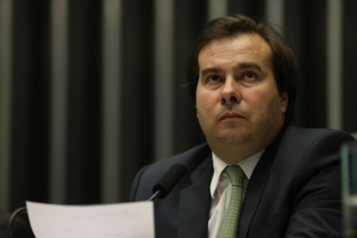 Maia afirma que vai barrar toda tentativa do governo de burlar o teto de gastos