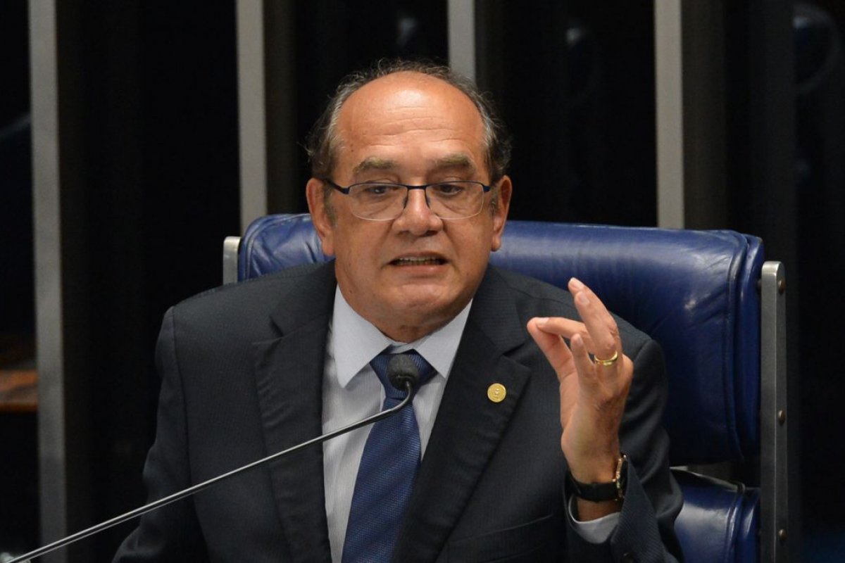 Gilmar Mendes envia ao plenário do STF ação contra reeleição na Câmara e Senado