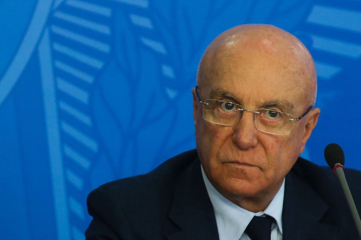 Secretários de Guedes, Salim Mattar e Paulo Uebel pedem demissão