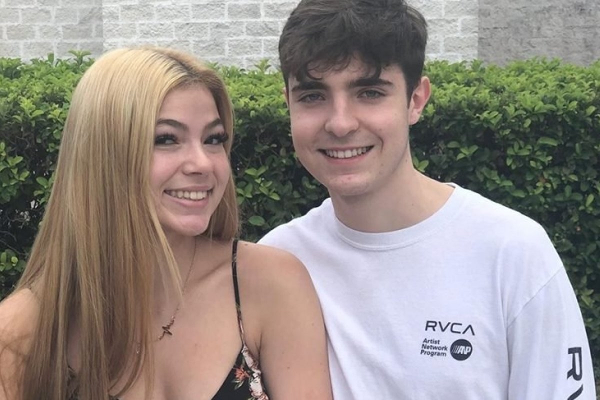 Filho de Gugu surge em foto rara com a namorada