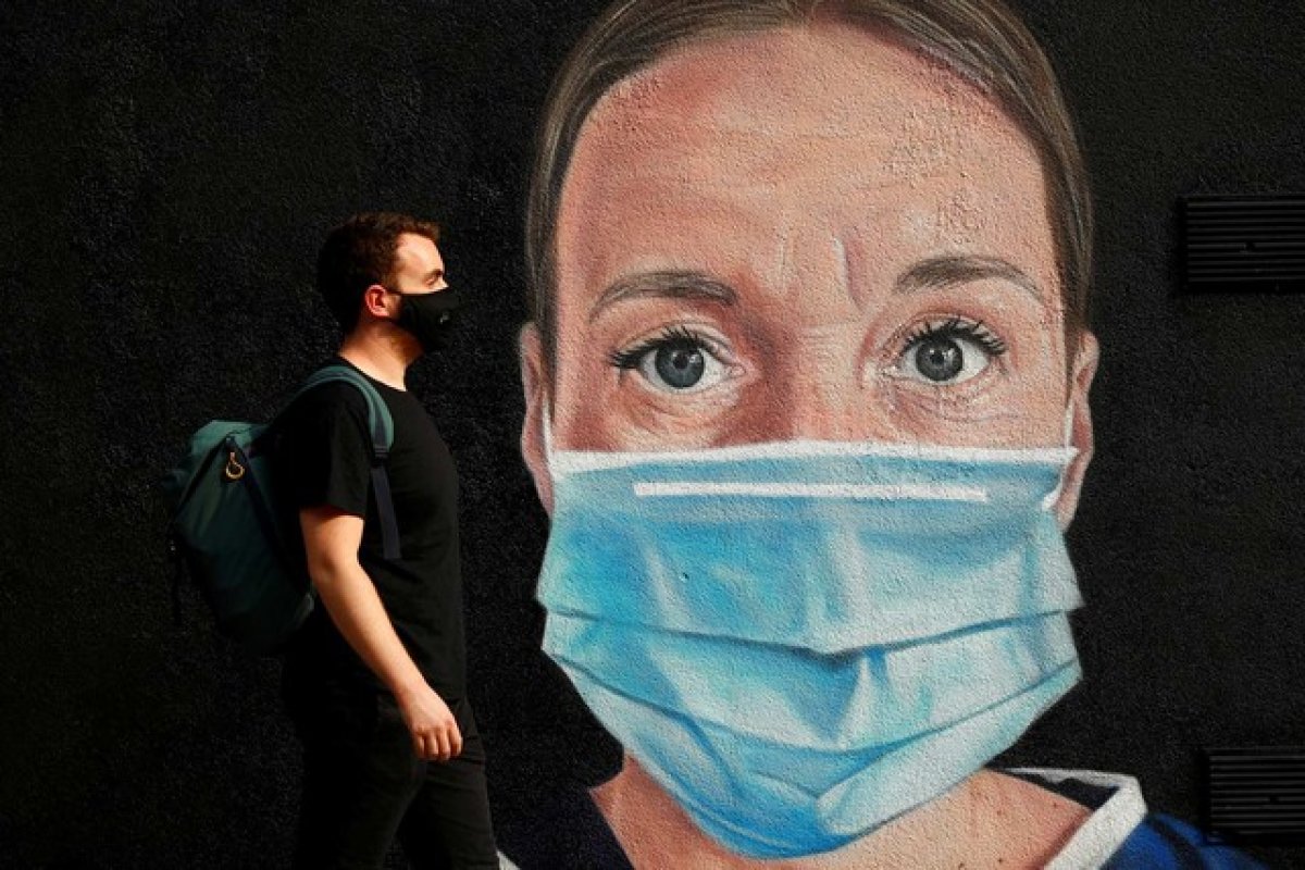 Novo método de contagem reduz número total de mortes por Covid-19 no Reino Unido