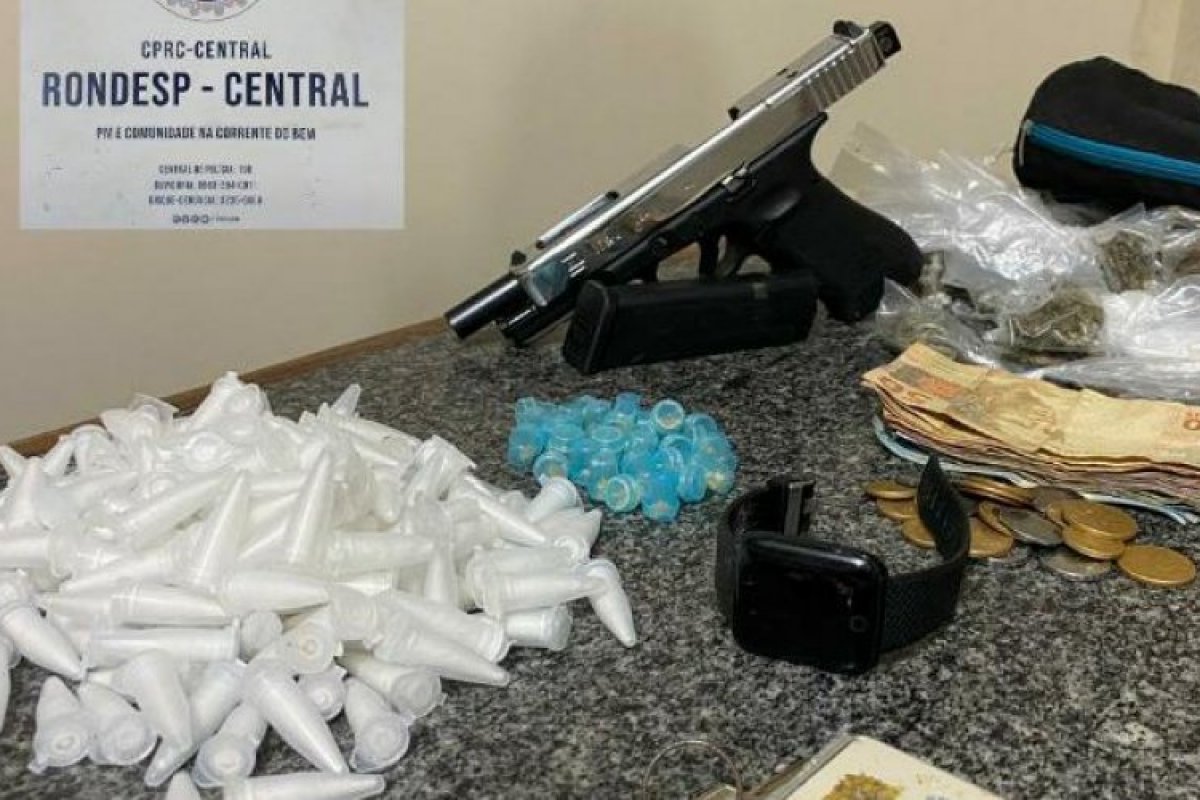 Após troca de tiros com a polícia, morre homem apontado como gerente do tráfico do Arenoso 