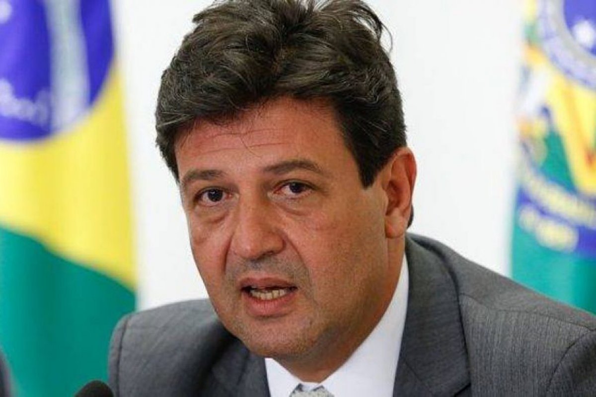 Bolsonaro levou os brasileiros "rumo a um cânion", afirma Mandetta