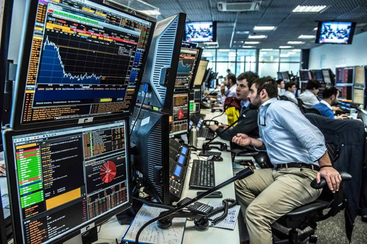 Durante pandemia, bolsa brasileira ganha 900 mil novos investidores