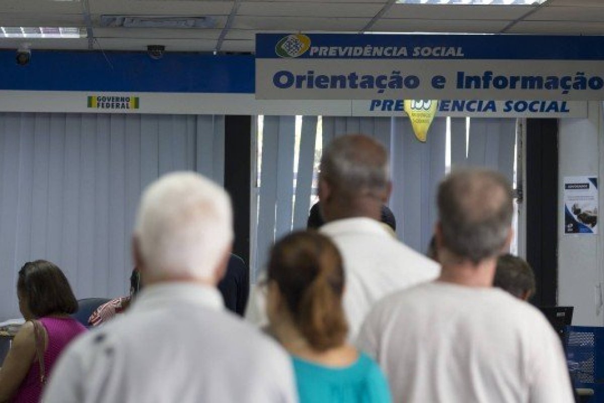 Prova de vida do INSS pelo celular entra em vigor no dia 20