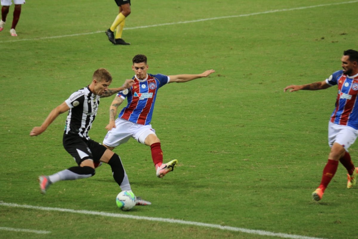 Algoz, Ceará bate Bahia mais uma vez, desta vez pelo Brasileirão