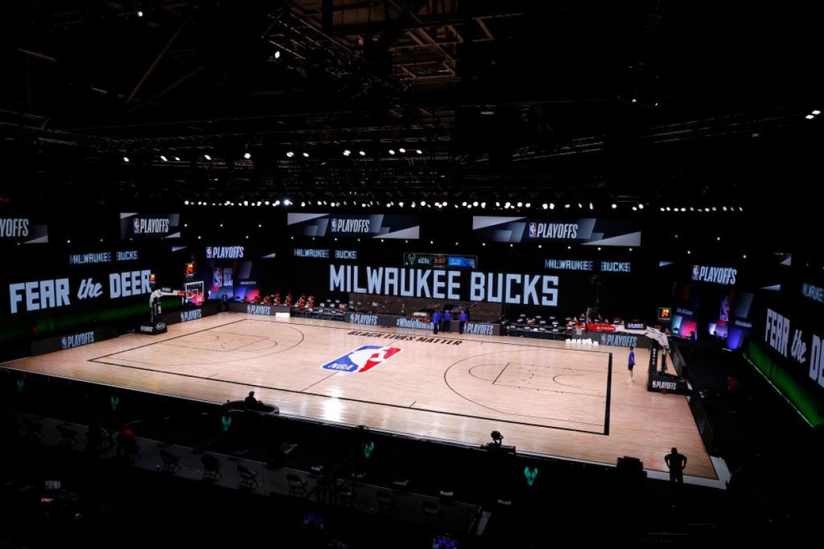 NBA adia jogos após protesto contra novo caso de racismo nos EUA