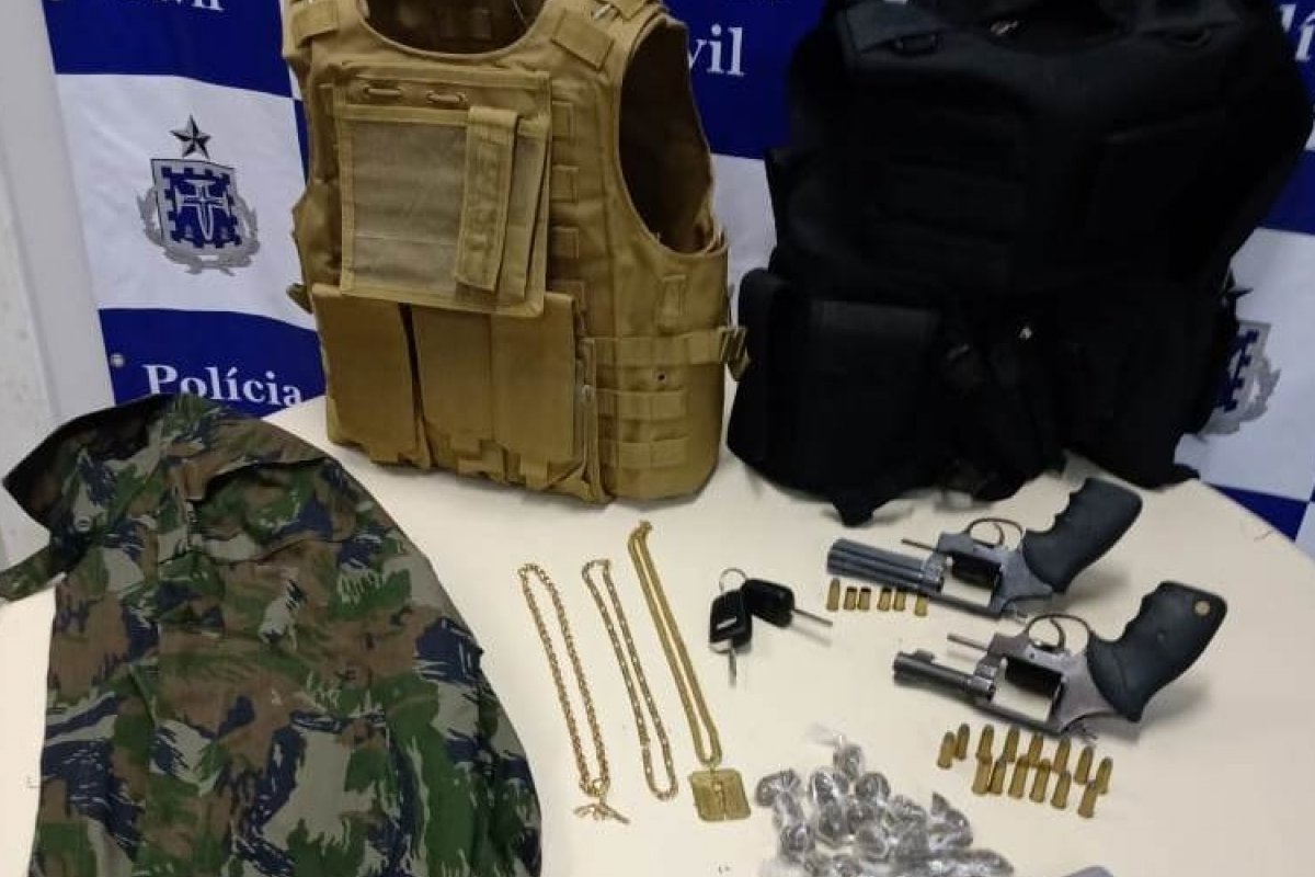 Suspeito de liderar quadrilha de roubo de carros morre em confronto com a polícia em Salvador