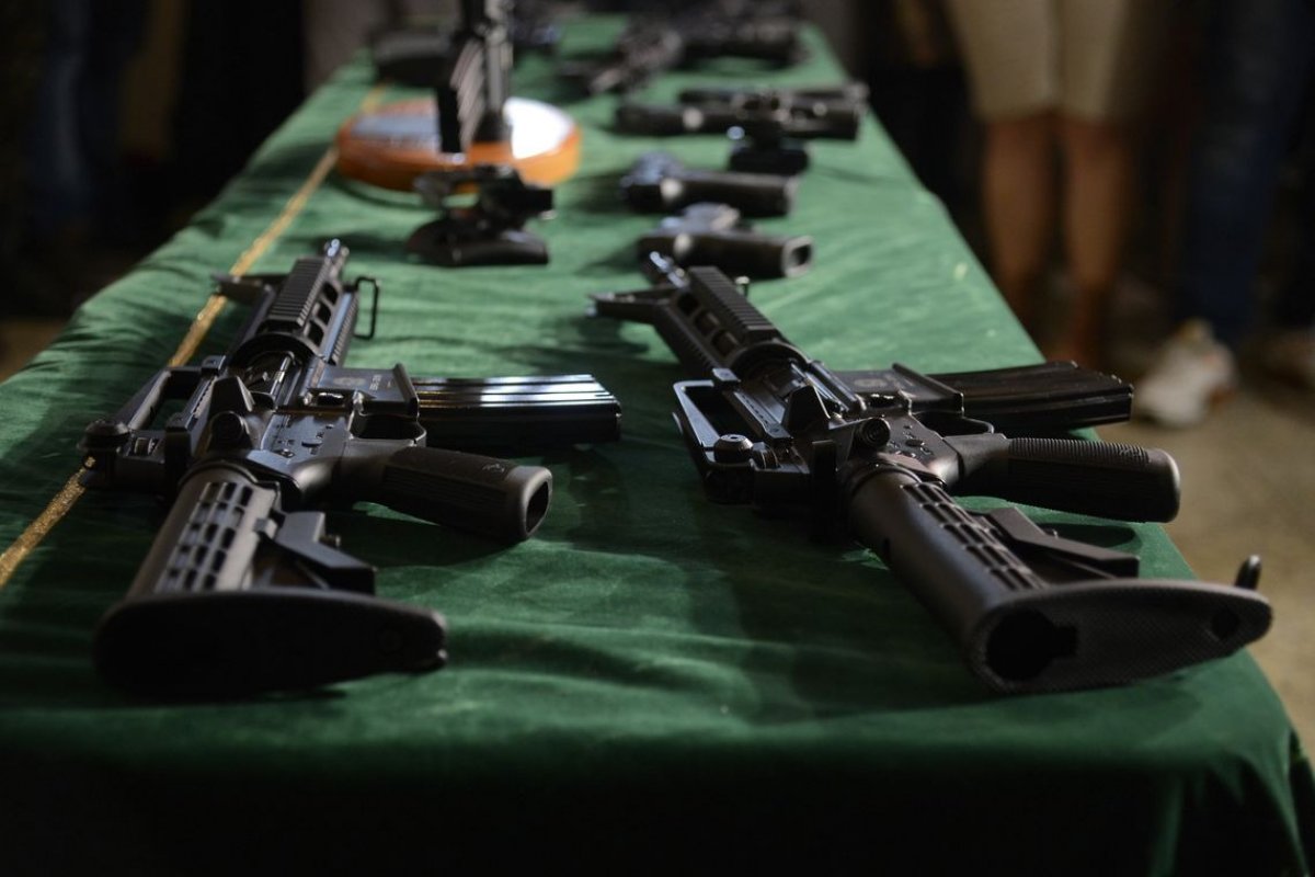 Número de traficantes do Rio de Janeiro já soma 56 mil; "exército" é maior que a PM, diz procurador