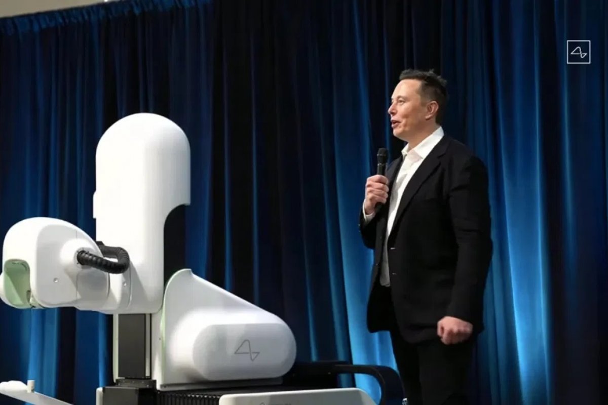  Elon Musk mostra chip cerebral funcionando em um porco
