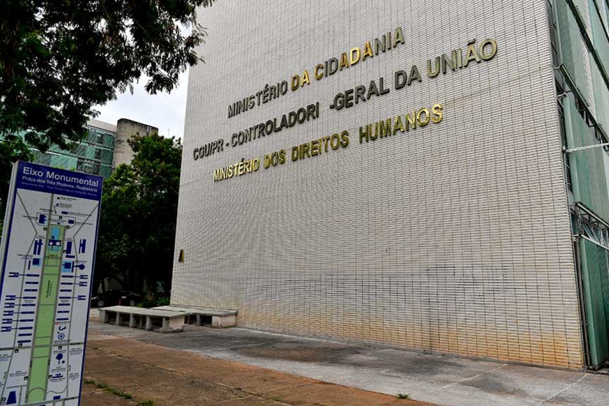 "A trajetória do atual Presidente é marcada por ataques ao meio ambiente", diz dossiê da Ascema