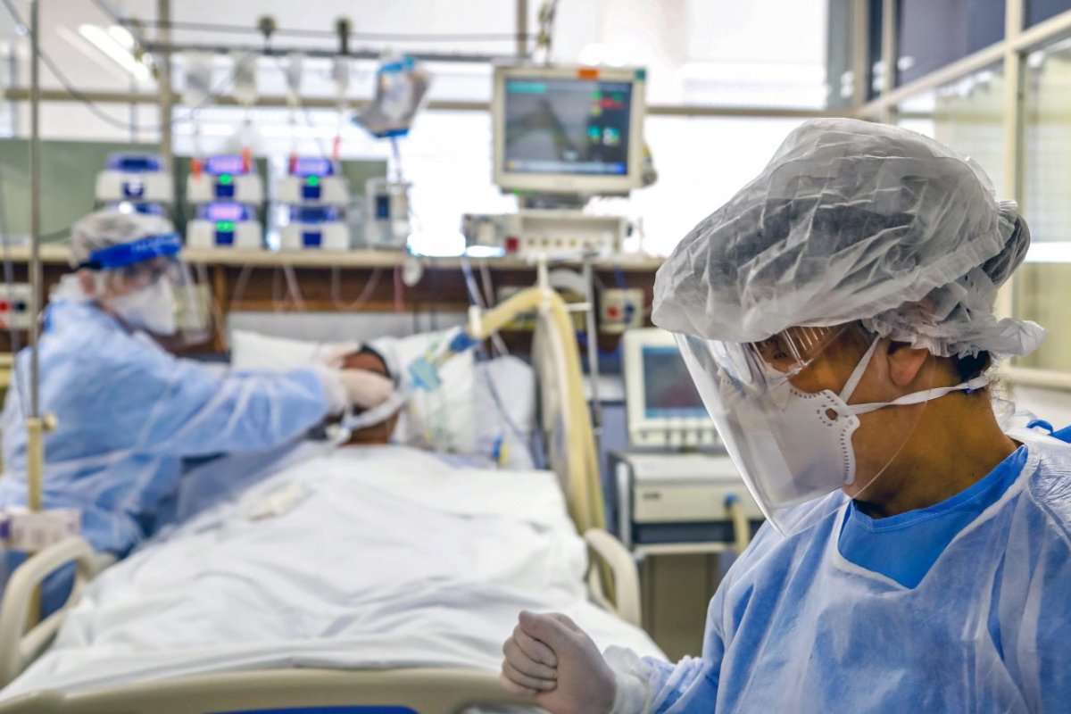 Estudo aponta que plasma convalescente é eficaz em casos mais graves da Covid-19