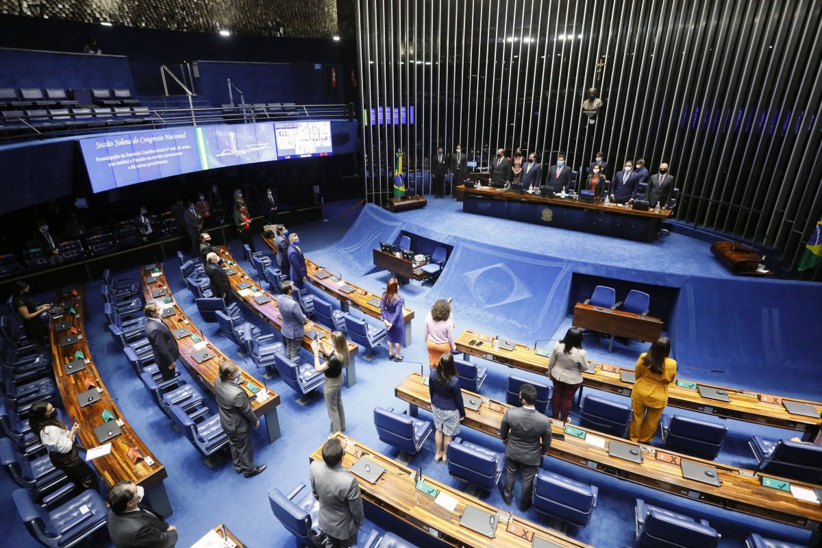 Governo busca compensação pela derrubada da desoneração da folha salarial