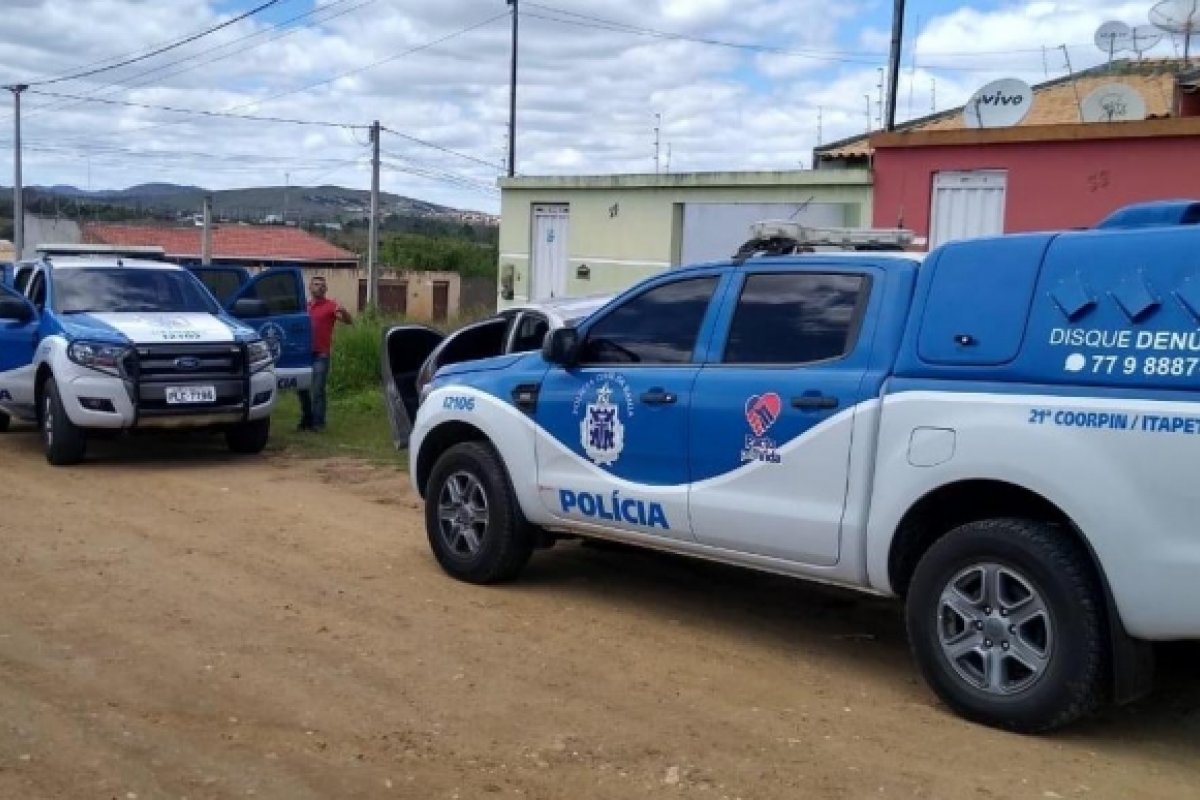 Homem morre carbonizado após ter casa incendiada no sul da Bahia