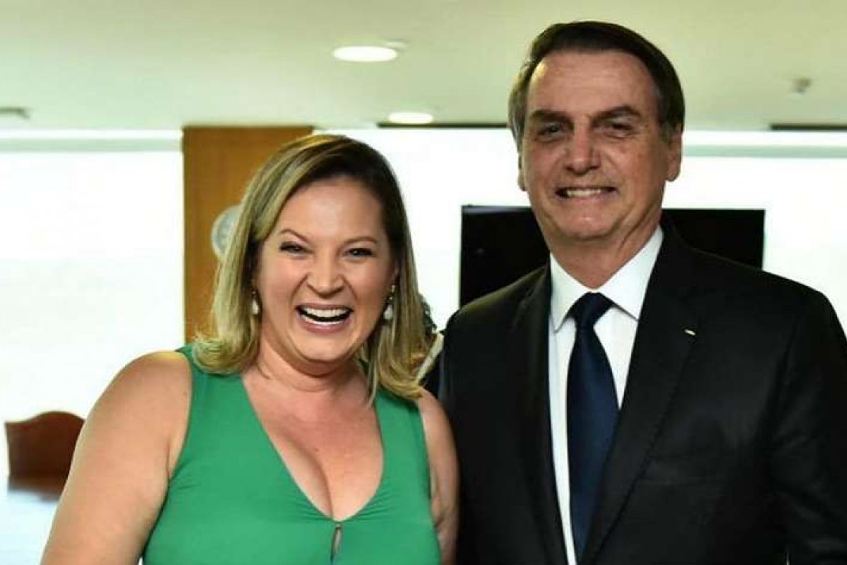 Bolsonaro ironiza Joice Hasselman após ida da deputada à Cracolândia 