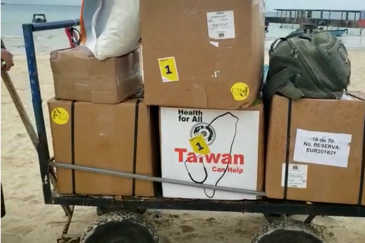 Vídeo: Governo de Taiwan doa 25 mil máscaras a famílias que residem na Ilha de Maré