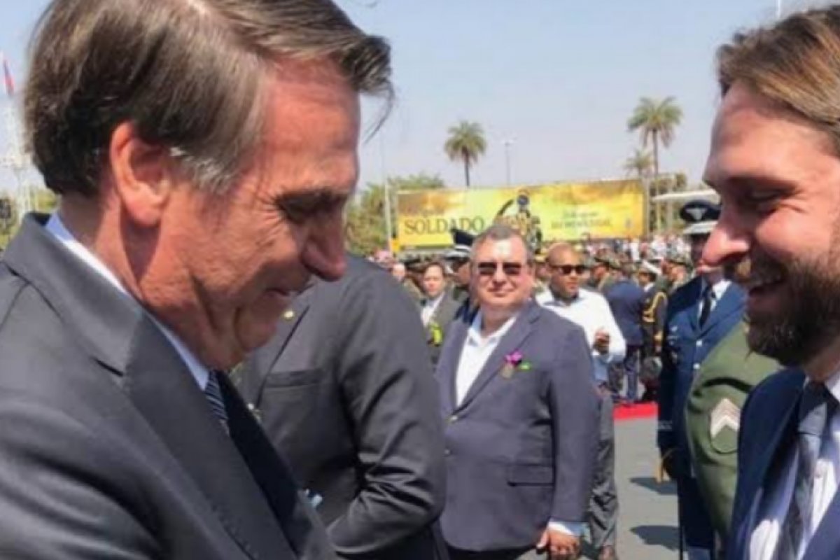 Demitido por usar voo da FAB vai assumir carga no Ministério do Meio Ambiente
