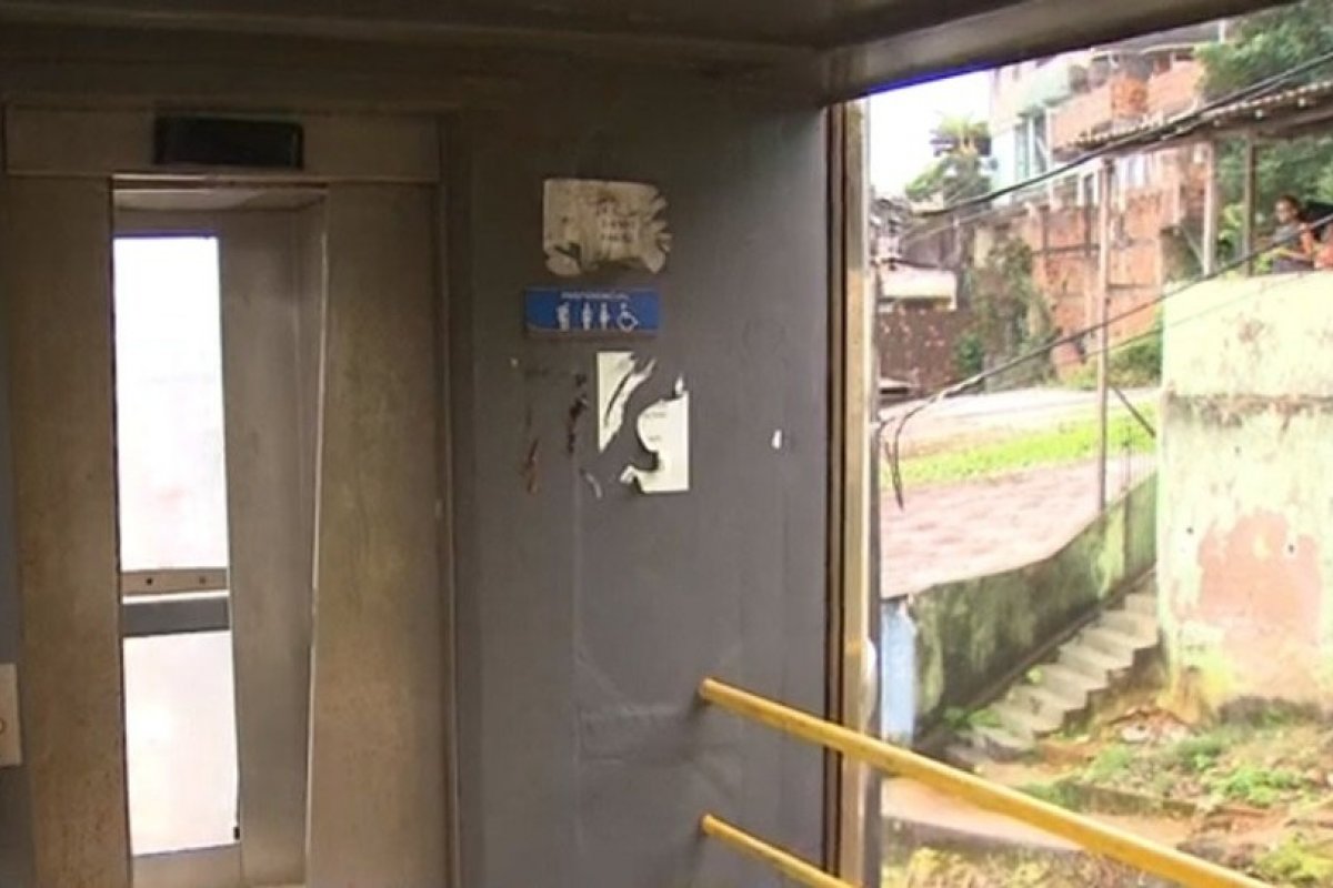 MP-BA investiga abandono de elevadores nas passarelas da Via Expressa, em Salvador