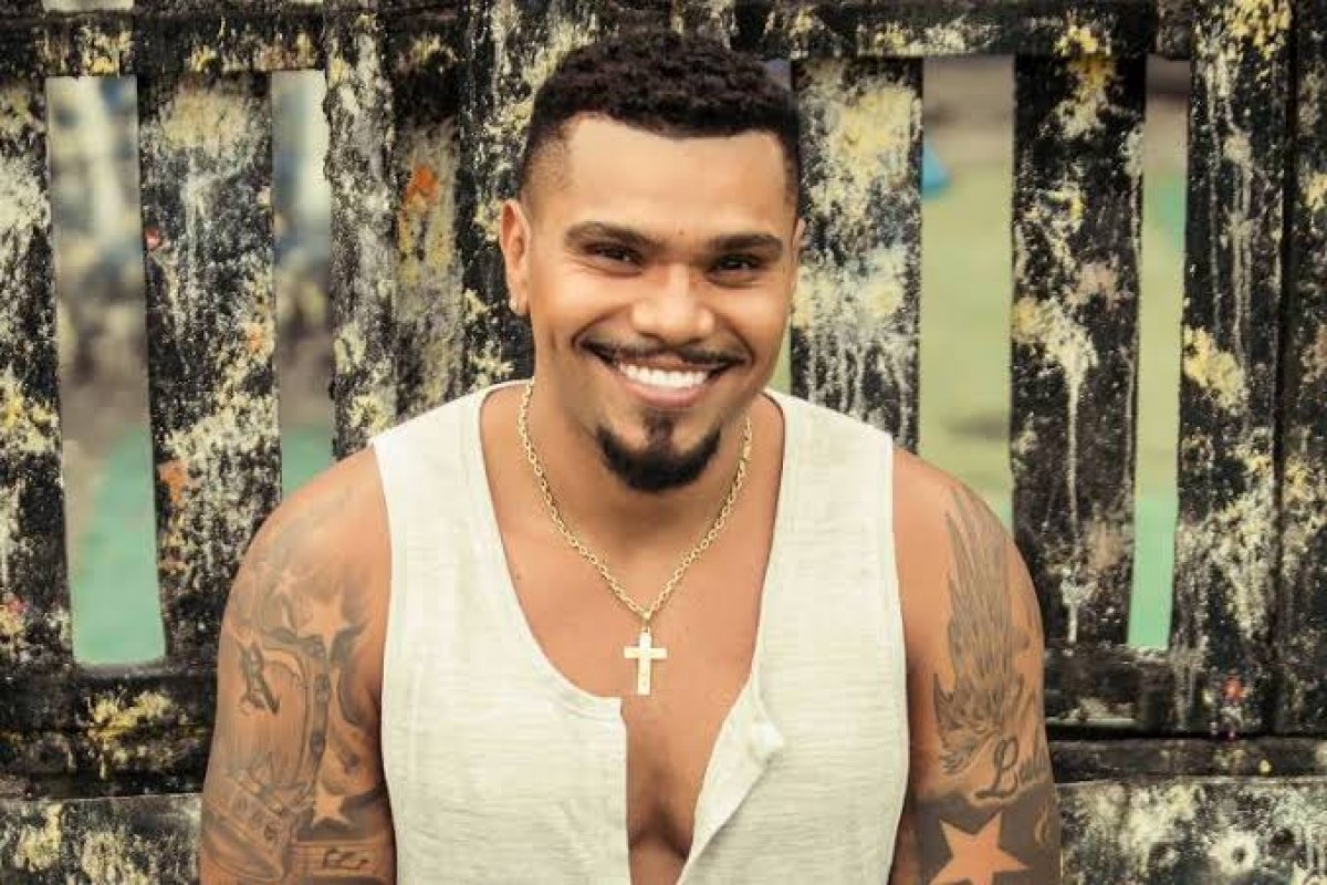 Após show no Rio de Janeiro, Naldo Benny testa positivo para coronavírus 