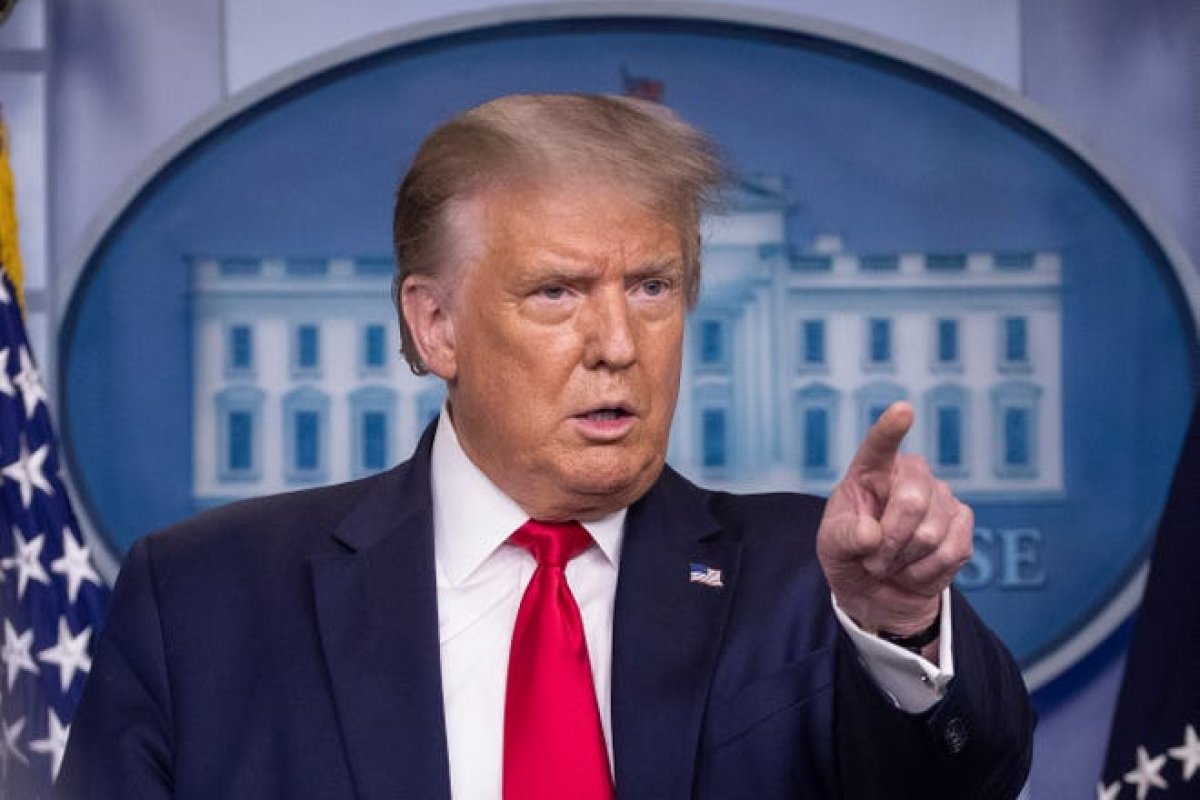 Trump promete 100 milhões de doses de vacina contra Covid-19 ainda em 2020