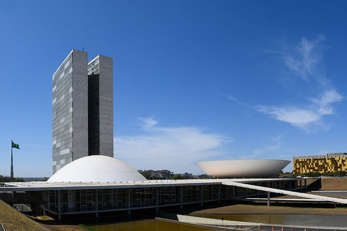 Senadores farão propostas para alterar portaria sobre aborto