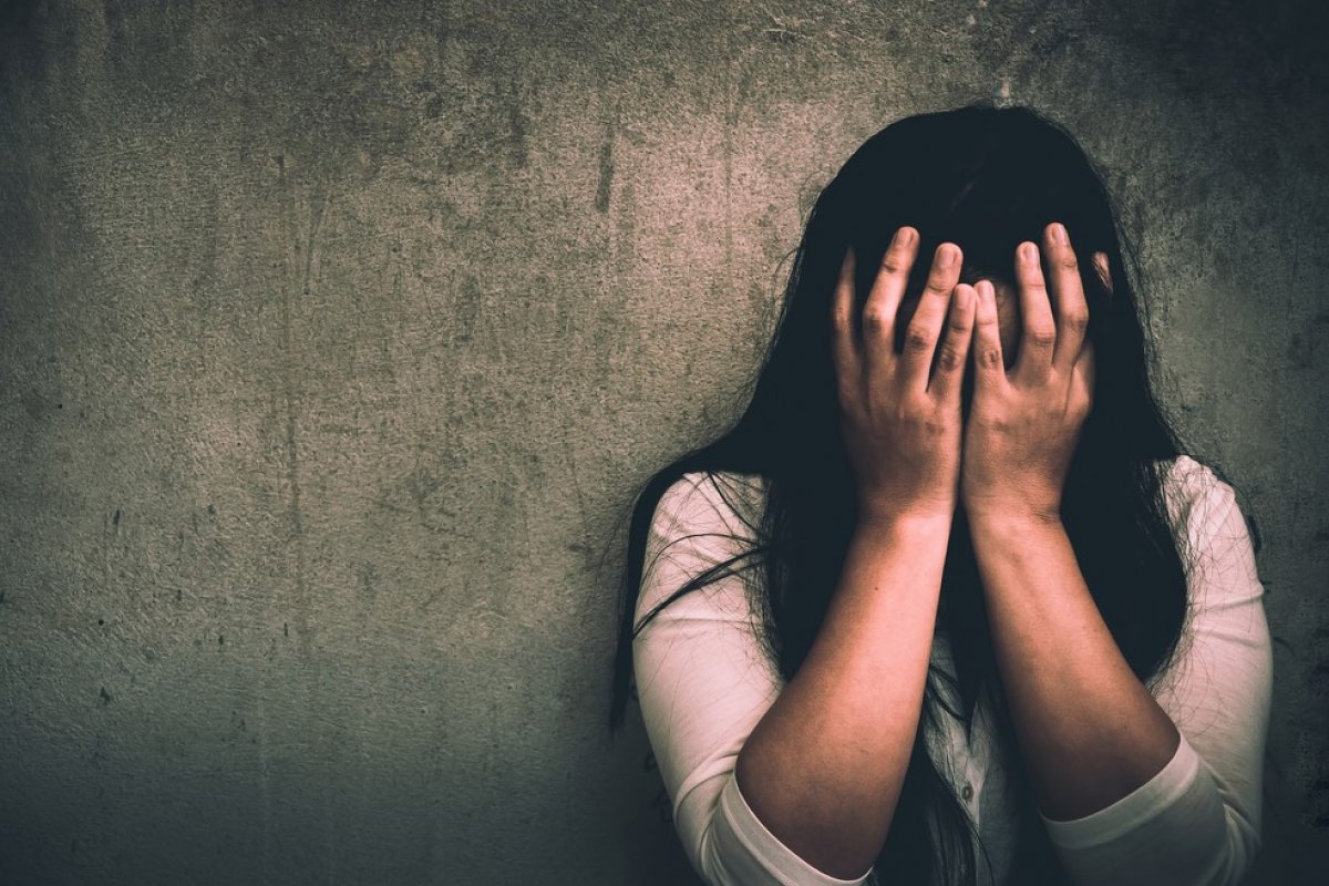 Mulher recebe auxílio-acidente por agressão do ex na volta do trabalho