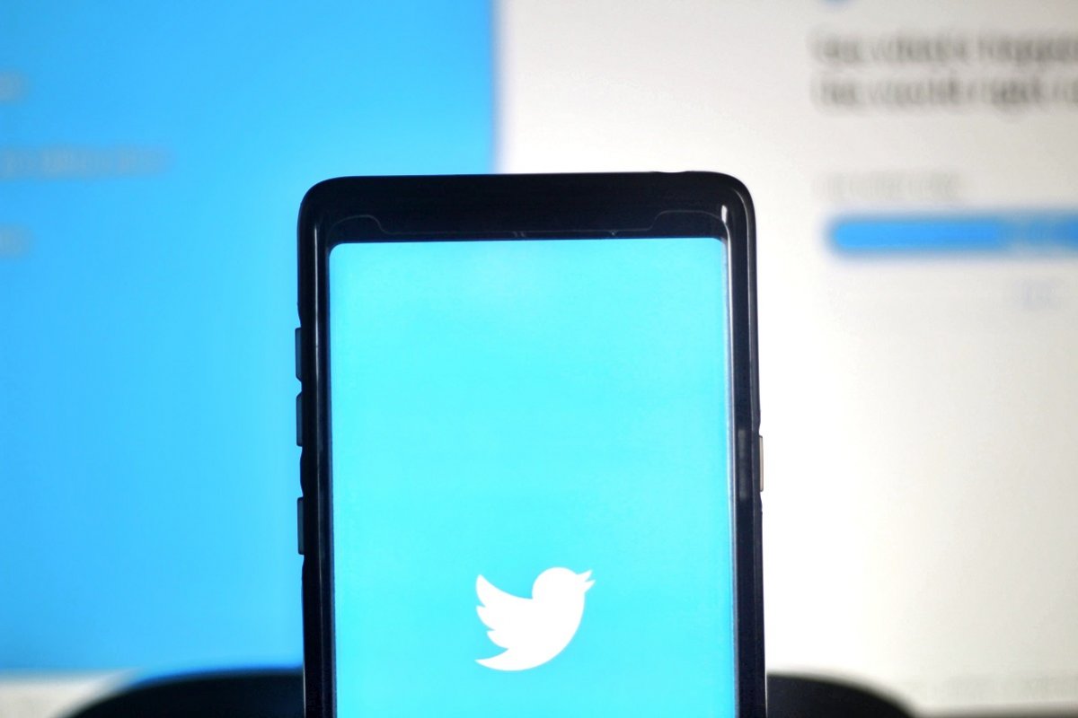 Twitter diz que irá analisar algoritmo que dá preferência para rostos brancos do que negros