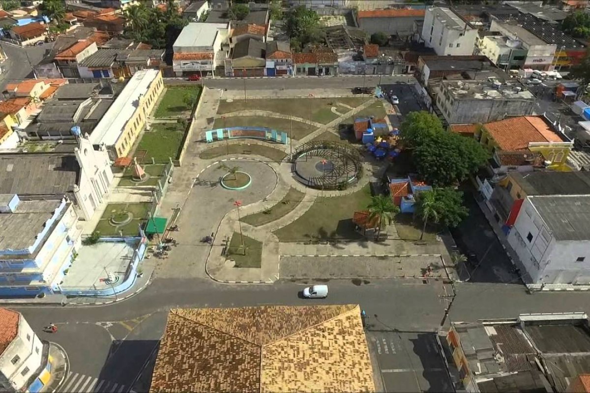 Adolescente é encontrado morto a golpes de arma branca em Mata de São João