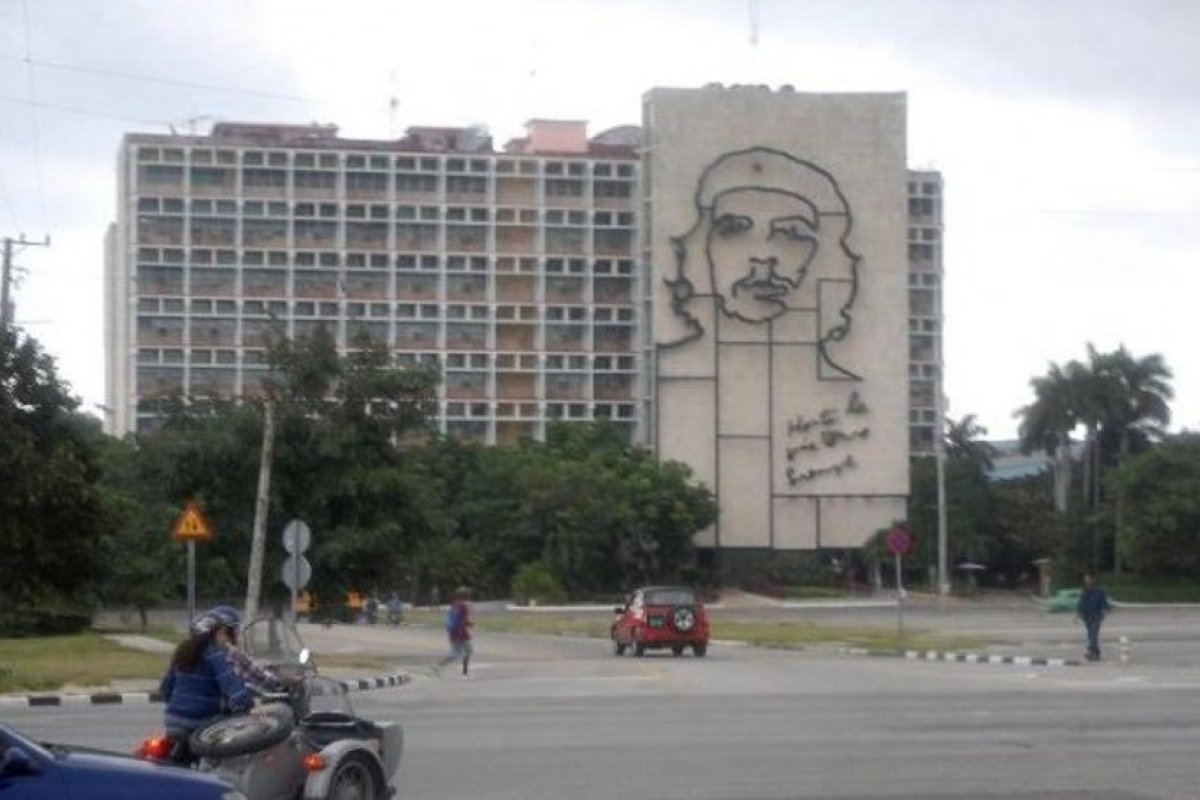 Trump proíbe que americanos se hospedem em hotéis de Cuba