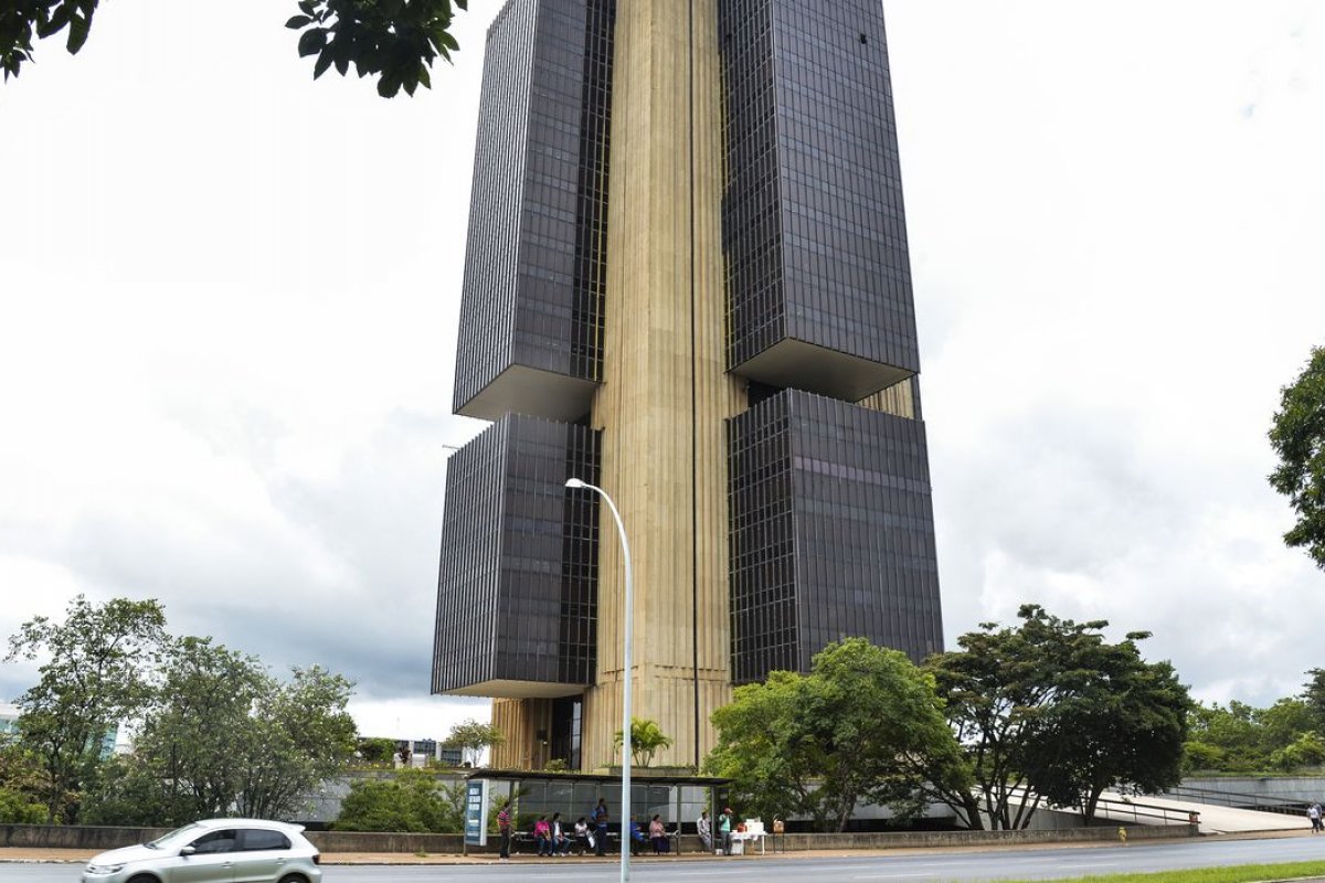 Banco Central revisa estimativa de tombo do PIB em 2020 para 5%