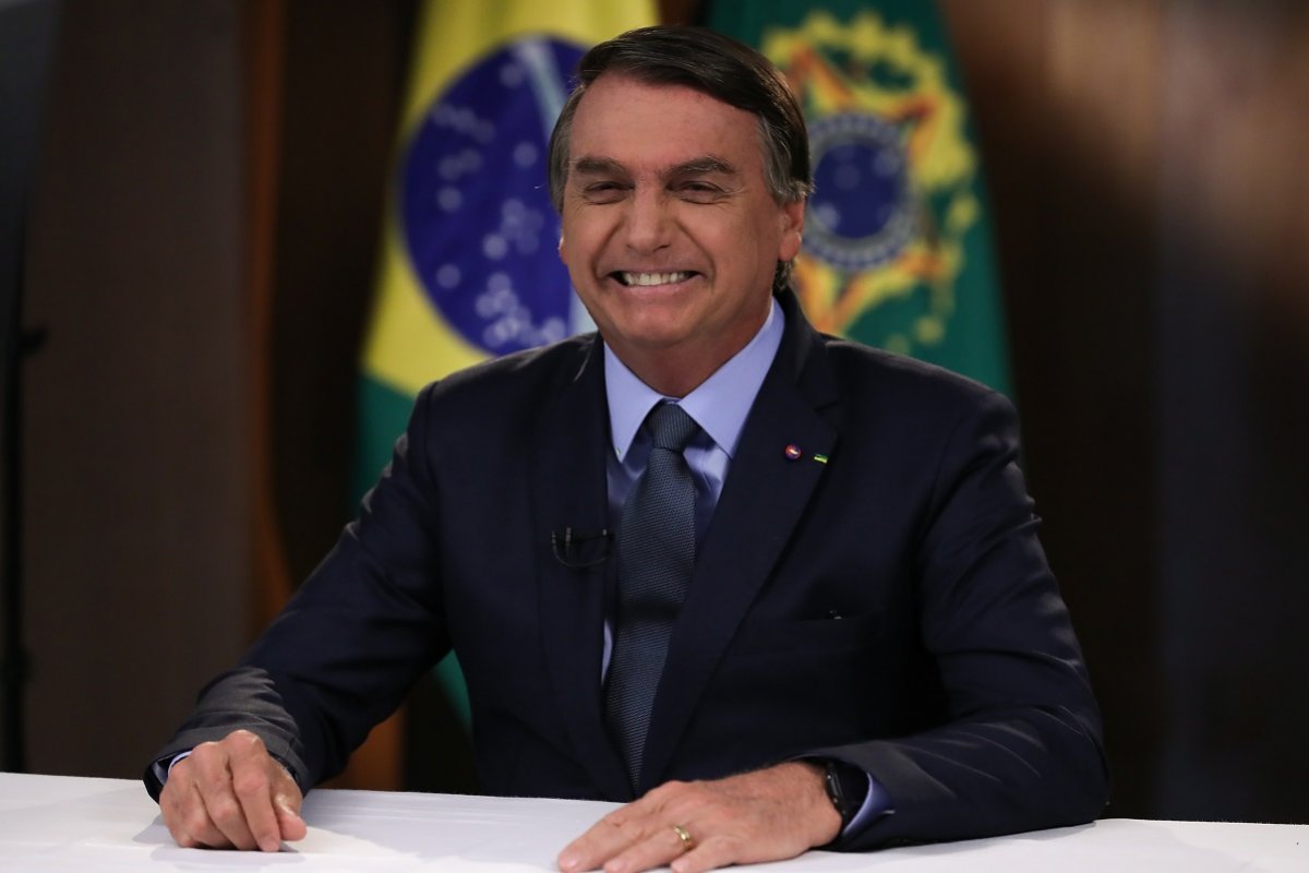 Pesquisa Ibope: Bolsonaro tem aprovação de 40%