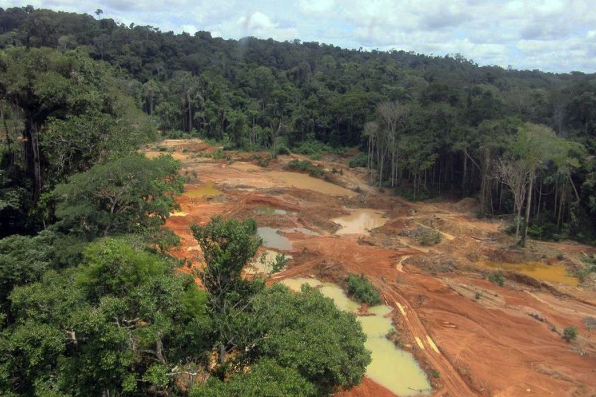 Operação da PF mira exploração ilegal de diamantes em terras indígenas