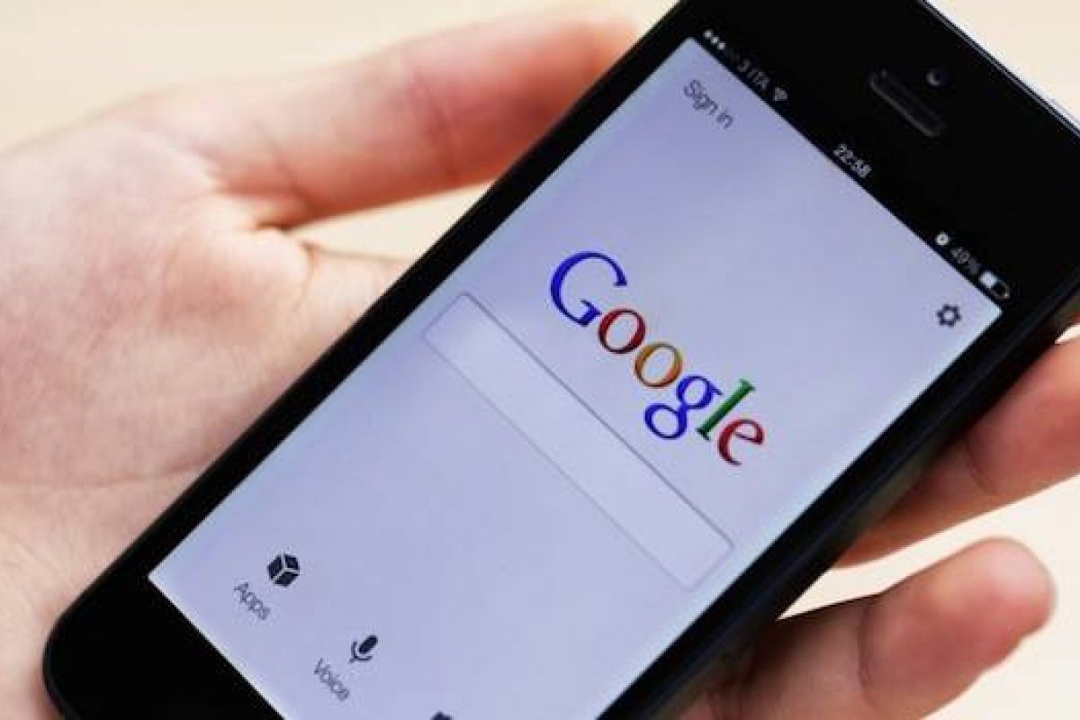 Google pede desculpas por exibir meme com 'carrinhos de bebê judeus'