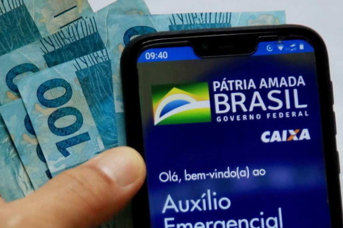 Apenas 56% dos beneficiados fora do Bolsa Família devem receber todas as parcelas do auxilio emergencial 