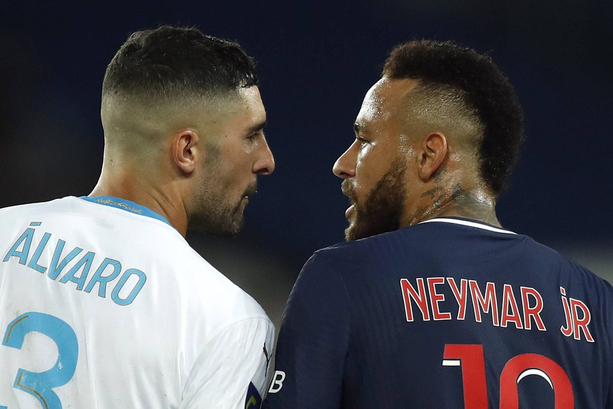 Caso de suposto racismo envolvendo Neymar será analisado pelo comitê da LFP nesta quarta (30)