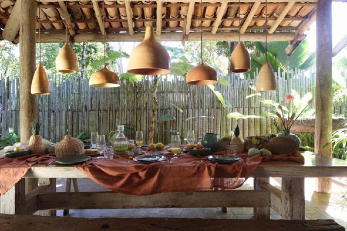 Batizada de “Maravilha”, Le Lis Blanc lança linha Casa Brasil 