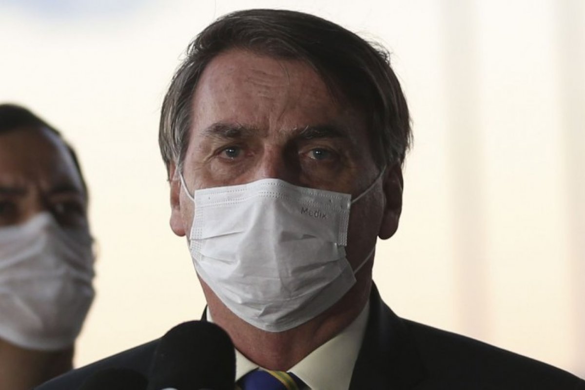 Bolsonaro agradece empenho de antigos vice-líderes do Governo na Câmara 