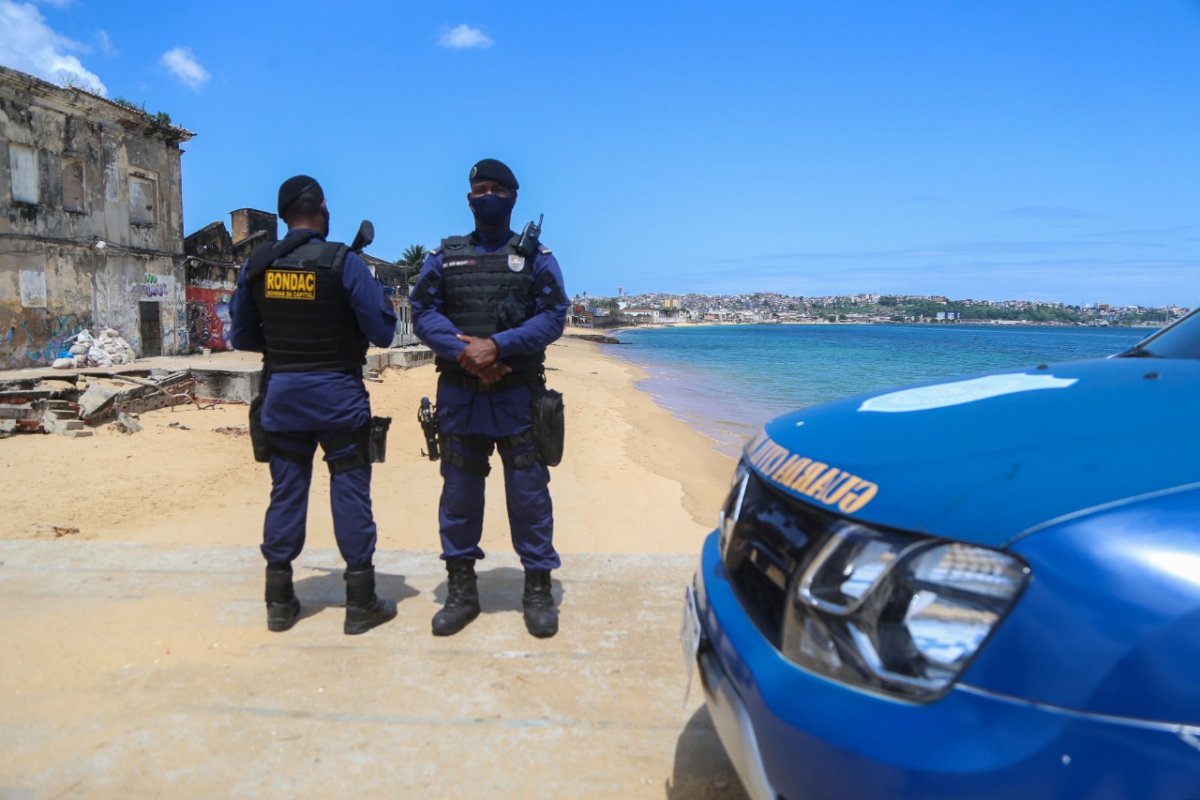 Manhã de fiscalização em praias interditadas de Salvador é finalizada sem ocorrências