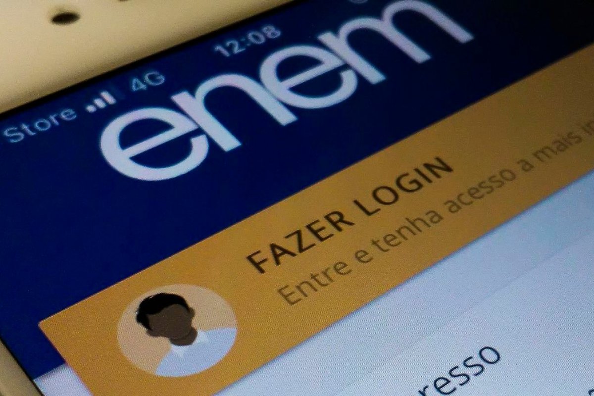 Estudantes têm até hoje para inserir foto no cadastro do Enem