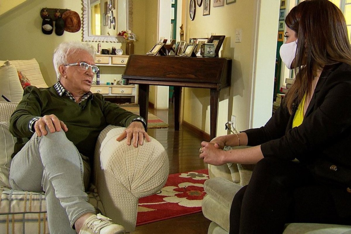 Aos 83 anos,  Moacyr Franco é demitido do SBT 