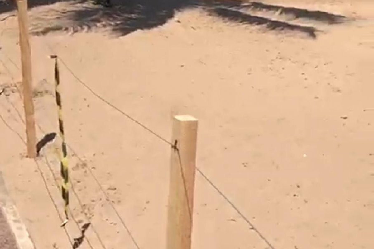 Vídeo: ACM Neto coloca cerca em praias para impedir acesso da população 