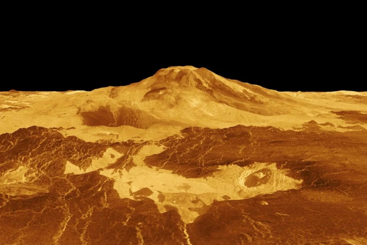 Vulcanismo pode explicar presença de fosfina na atmosfera de Vênus, dizem cientistas 