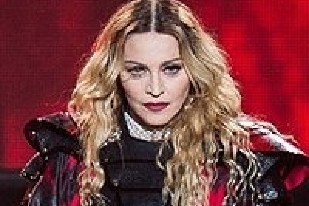 Madonna se recusou a trabalhar  com famoso DJ ao descobrir que ele é de escorpião