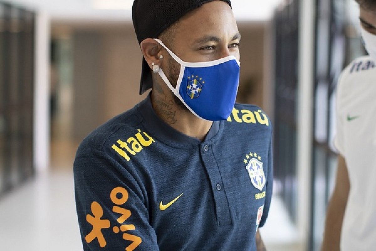 Jogadores da Seleção começam a se apresentar na Granja Comary