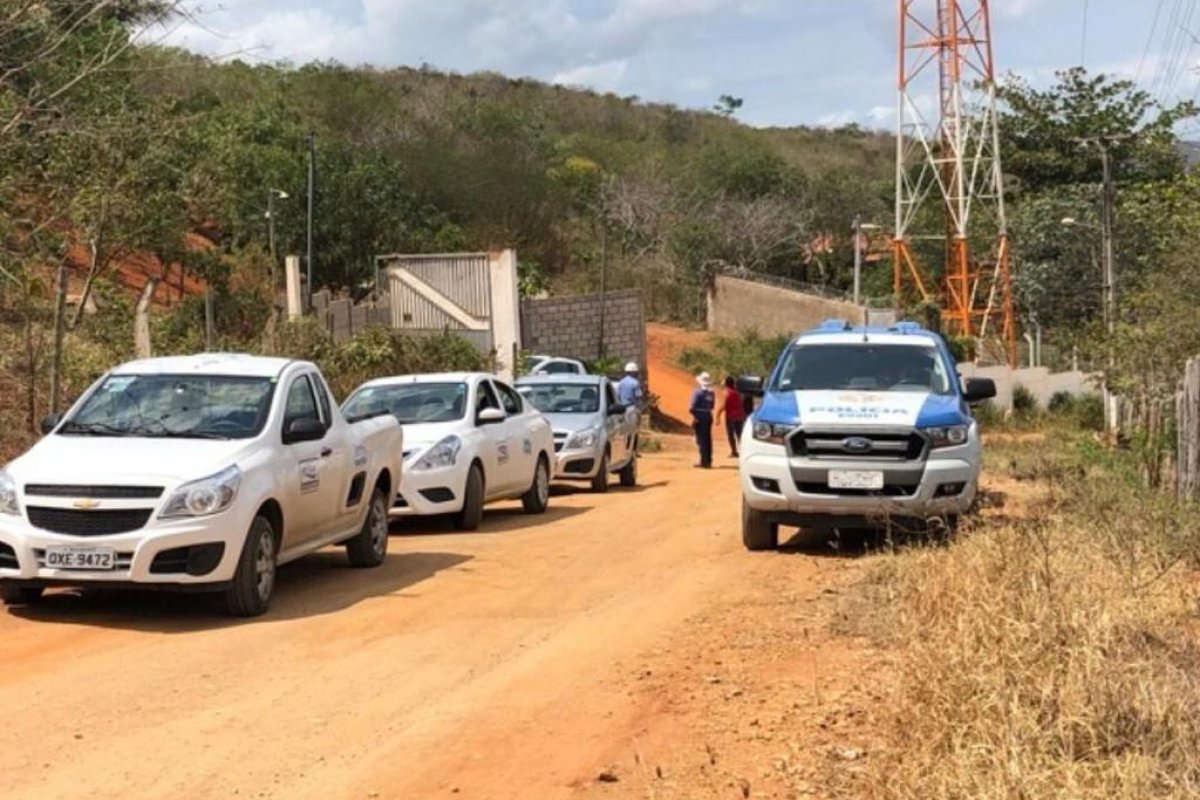 Operação conjunta da policia e Embasa combate furto de água em Jequié 