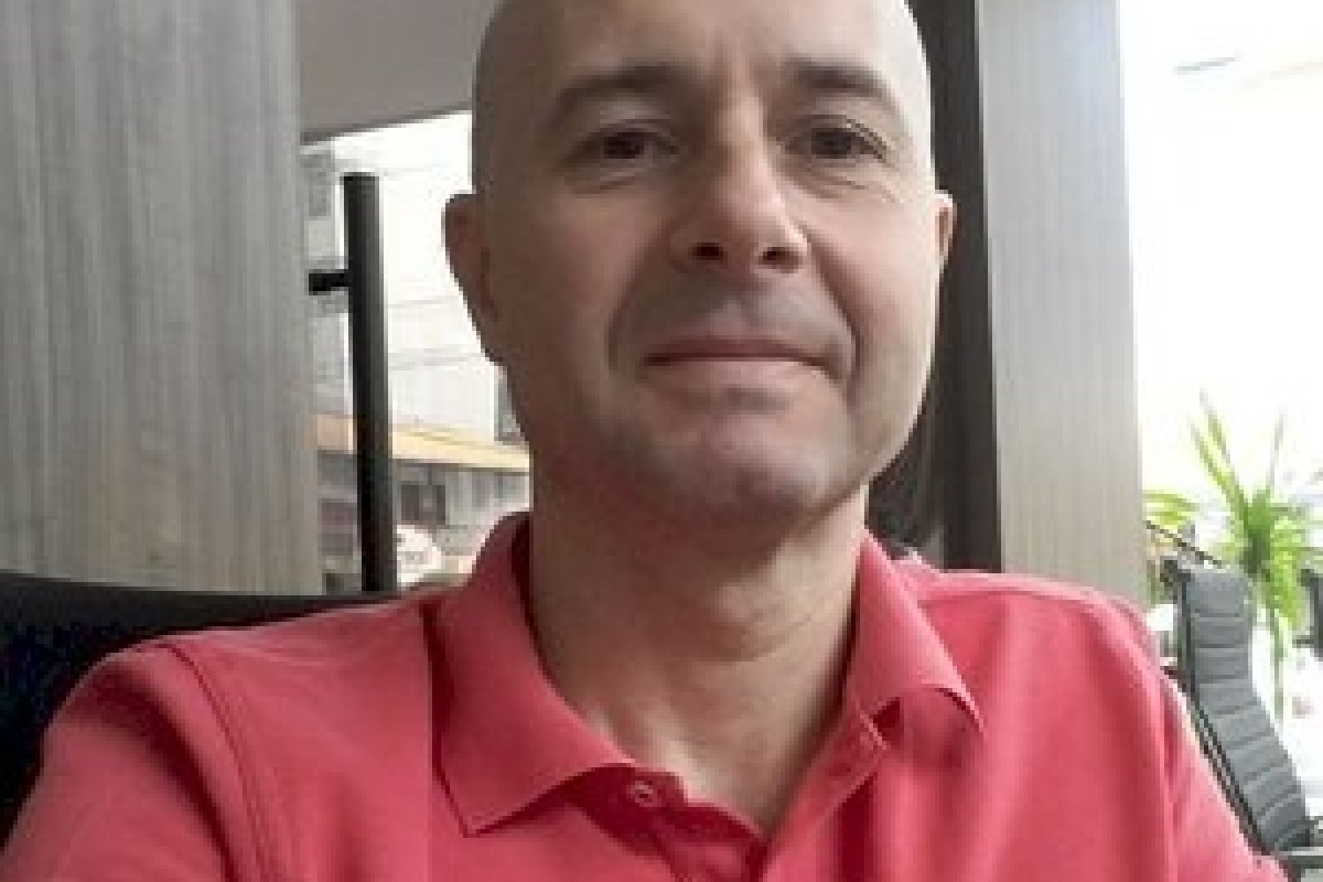 Homem morre ao ser atingido por raio em Itapema, Santa Catarina