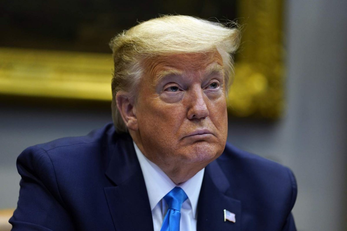 Trump diz que não vai participar de debate virtual com Biden 